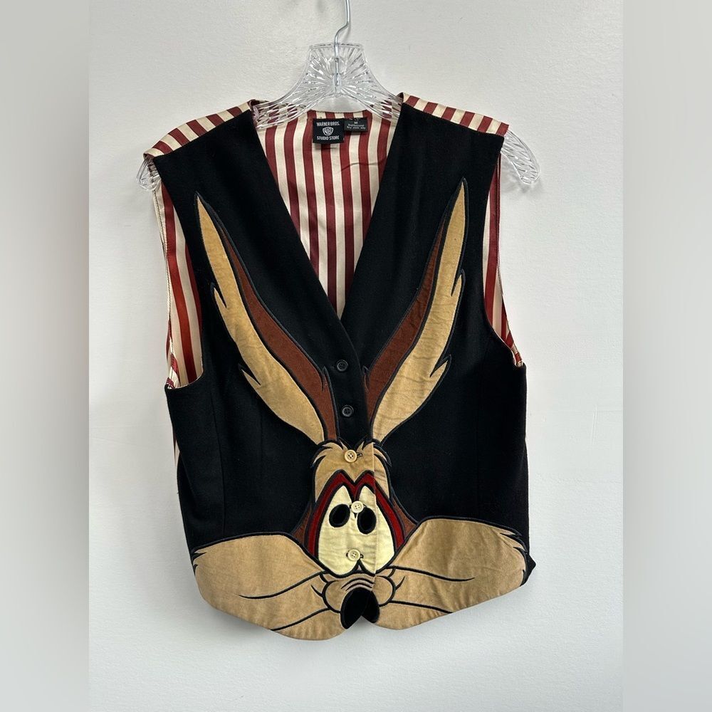 Vintage 90’s Warner Bros. Wild E Coyote Looney Tunes Wool Vest Size M